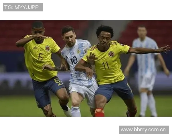 智利队在友谊赛中以2比0战胜秘鲁队展现强劲实力