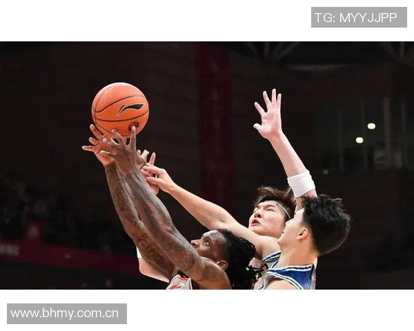 广州篮球队状态揭秘：从训练到比赛的全景观察与分析